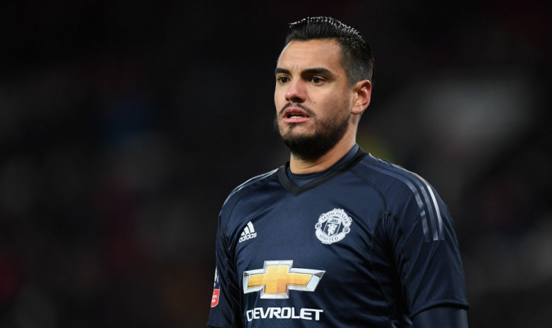 Вратарь «МЮ» Ромеро может перейти в «Лидс»