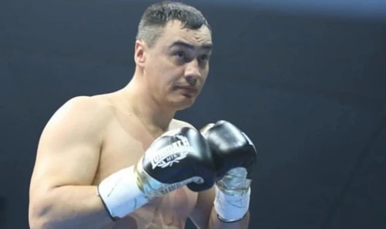 Қазақстандық IBO чемпионы қатысатын Минскідегі бокс кешінің тікелей трансляциясы 