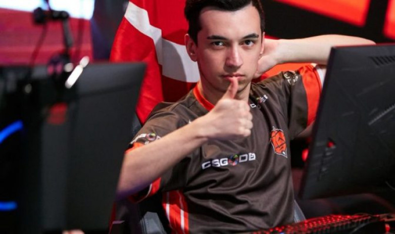 СМИ: «mousesports» перевели «woxic» на скамейку запасных