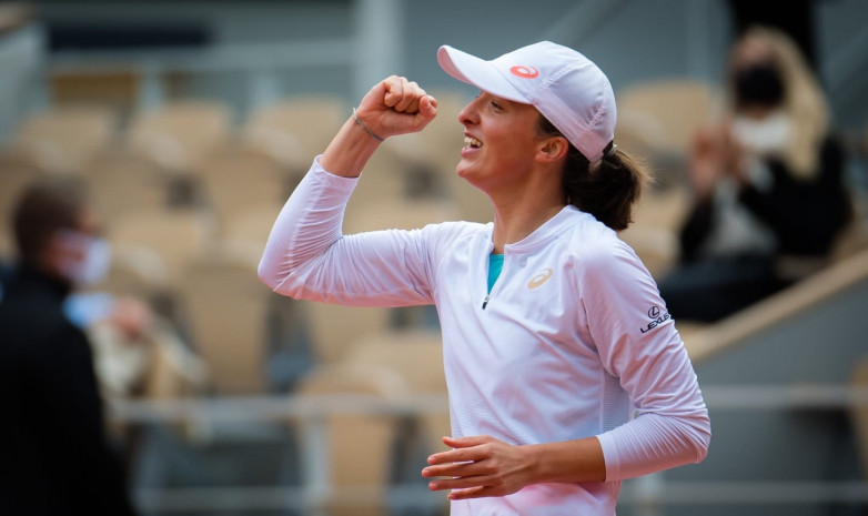 19-летняя Ига Швентек стала новой чемпионкой «Ролан Гаррос»