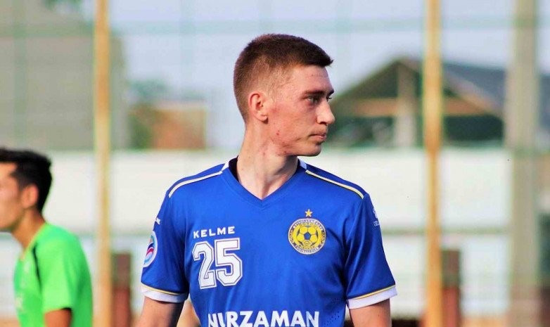 Қазақстандық футболшы екі дүркін Қырғызстан чемпионы атанды
