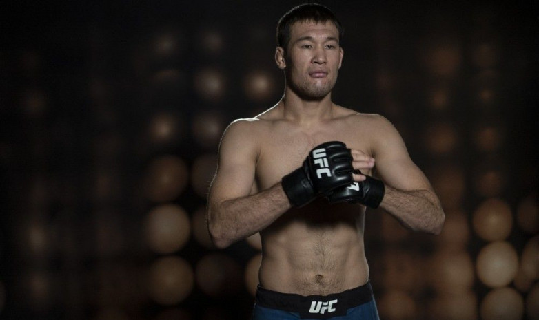 Қазақстандық Шавкат Рахмоновтың UFC-дегі дебюттік жекпе-жегінің тікелей трансляциясы