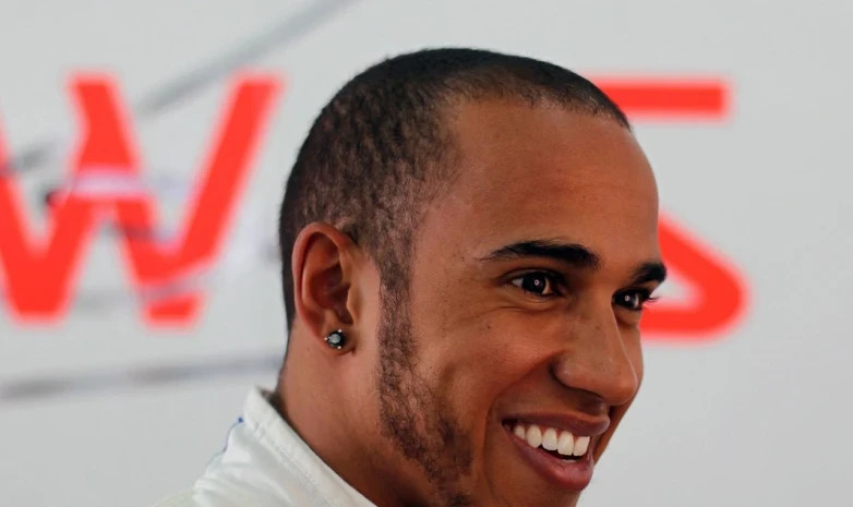 Formula 1. Льюис Хэмилтон 92-жеңісіне қол жеткізіп, Шумахердің рекордынан асып түсті
