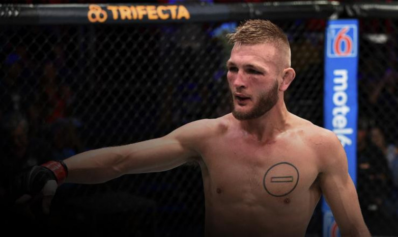 Пирс удосрочил Камаку в основном карде турнира UFC Vegas 15