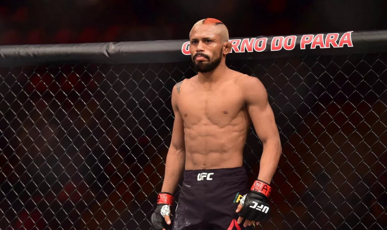 UFC 255: Фигейреду Пересті жеңіп, чемпиондық атағын сәтті қорғады
