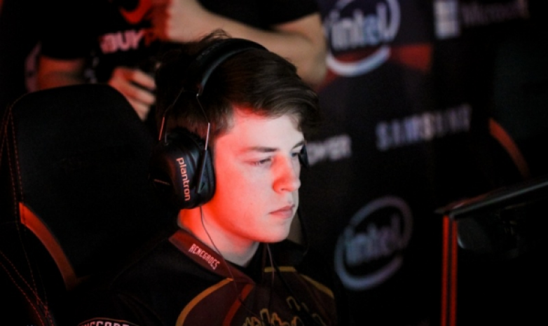 «FaZe Clan» и «Complexity Gaming» прошли в плей-офф IEM Beijing 2020