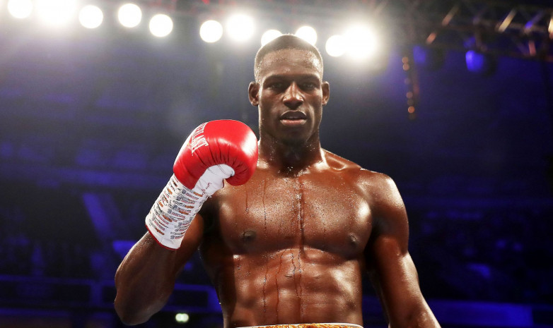 ВИДЕО. Британский чемпион WBA исполнил зажигательный танец под казахскую песню