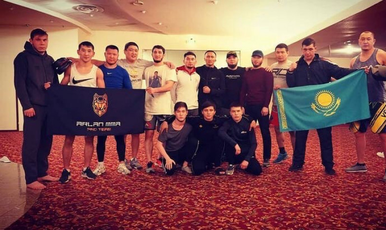 Кирилл Хомицкий EFC 30 турнирінде Артур Гусейновтен жеңіліп қалды