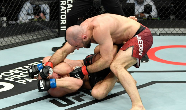 Видео боя Омари Ахмедов — Том Бриз на UFC on ESPN 20