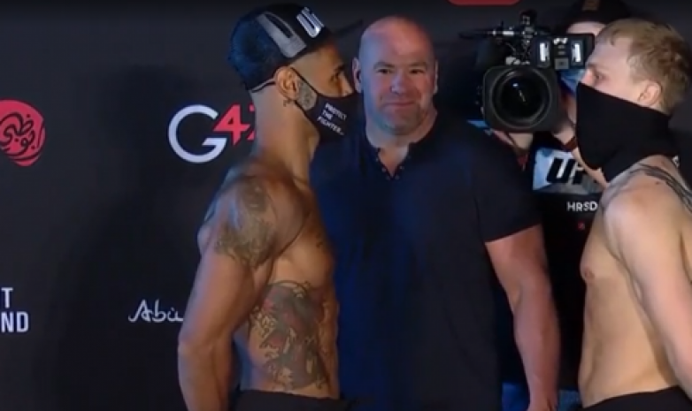 UFC Сарбаздар аралы 8. Турниріне қатысушылардың салмақ өлшеу рәсіміне бейнешолу