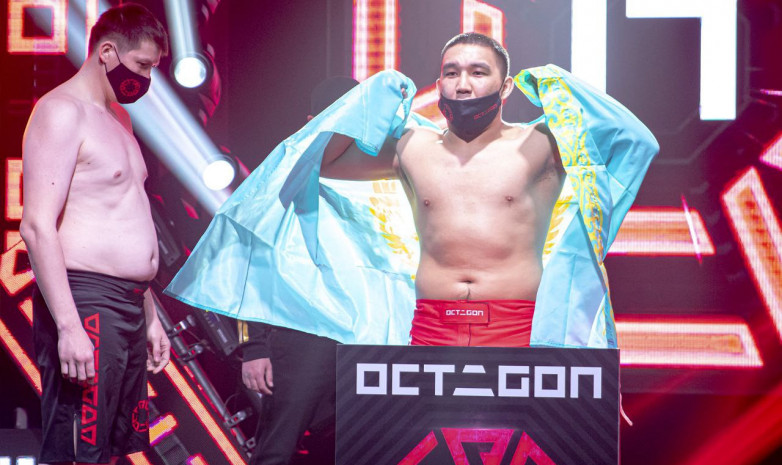 Карим Рузбакиев завоевал чемпионский пояс OCTAGON