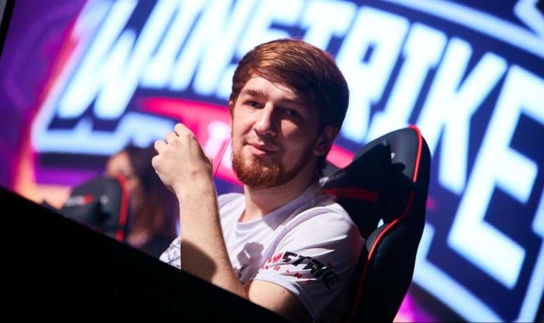 Керри «HellRaisers» высказался об игровой форме Никиты «Daxak» Кузьмина