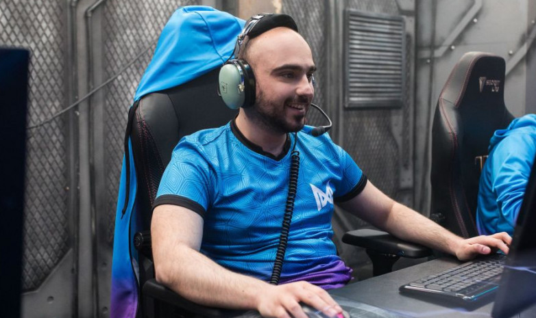 Куро «KuroKy» Салехи Тахасоми сыграл на всех доступных героях на про-сцене