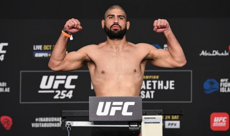 Малкун выиграл у Альхассана в основном карде турнира UFC Vegas 24