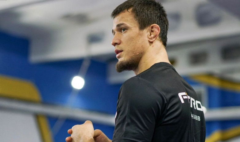 Усман Нурмагомедов Bellator-дағы алғашқы жекпе-жегінде жеңіске жетті (+Видео)