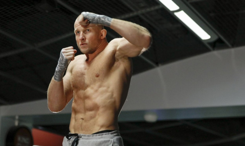 UFC-дің екі файтері марихуаннамен ұсталды