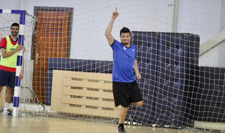 Фоторепортаж с тренировки АФК «Кайрат» 