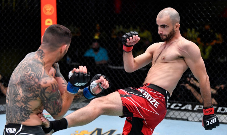 UFC Vegas 25 турнирінің үздік сәттері. Видео