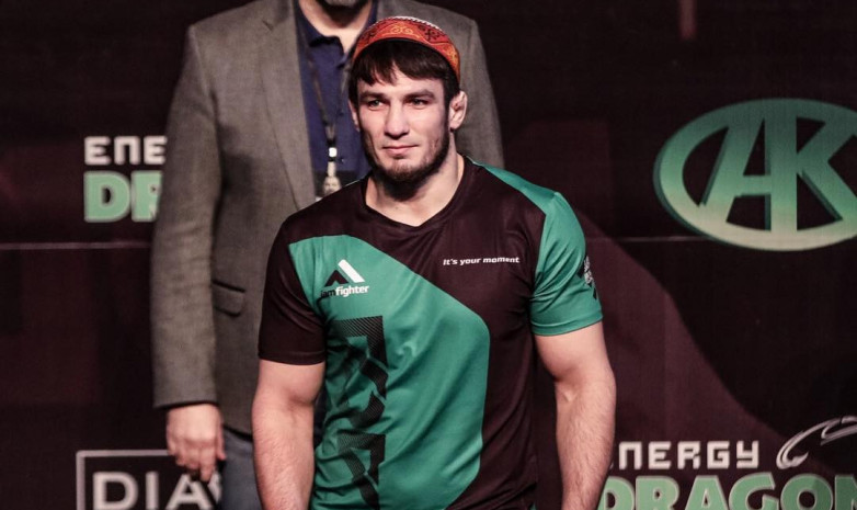 Евгений Егембердиев ACA чемпиондық атағы үшін жекпе-жек өткізеді