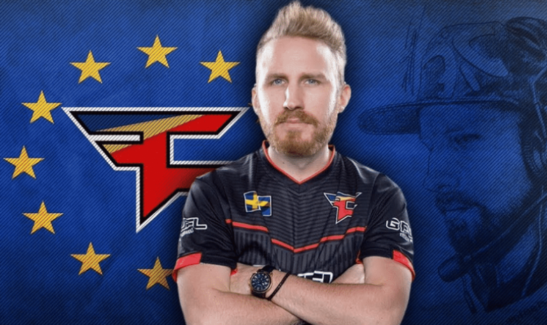 «Olofmeister» продолжит карьеру профессионального игрока