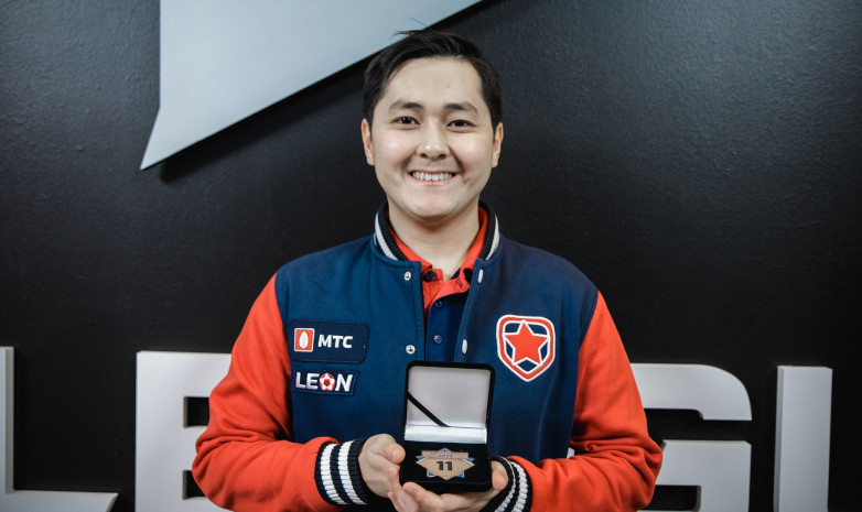 Игрок команды «Gambit Esports» по CS:GO Абай «Hobbit» Хасенов стал частью проекта «100 новых лиц Казахстана»