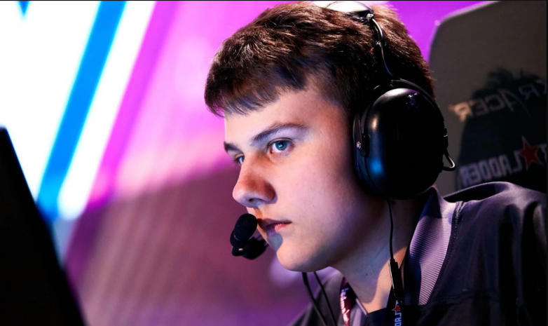 Игорь «iLTW» Филатов стал рекордсменом по количеству урона по строениям в Dota Pro Circuit 2021