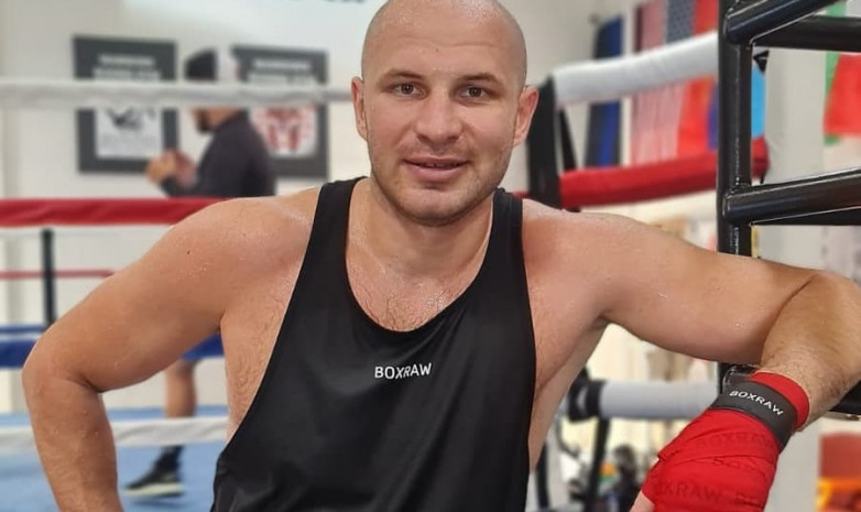 «Сейчас Иван свободный агент». Озвучены амбициозные планы Дычко после первого с 2019 года боя в профи