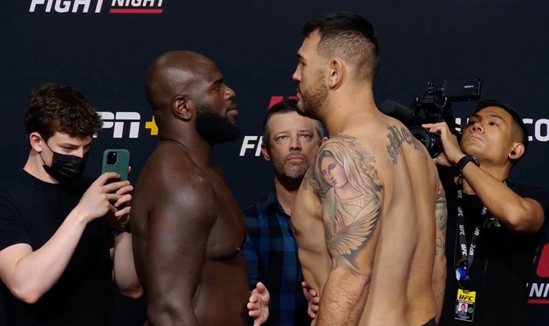 Битвы взглядов перед UFC Вегас 28: Розенстрайк vs Сакаи