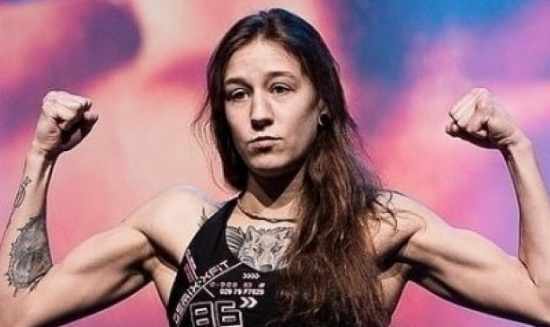 Агапова UFC гонорарын қалай жұмсағанын айтты
