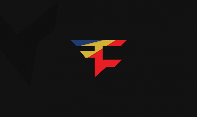 «FaZe Clan» — «Complexity Gaming». Лучшие моменты матча на IEM Cologne 2021