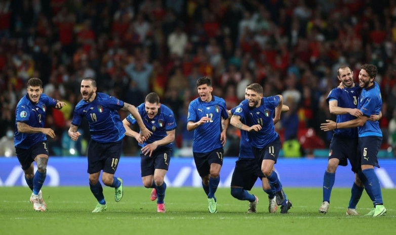Azzurri! Италия Еуро-2020 финалына шықты. Бәрін пенальти сериясы шешті