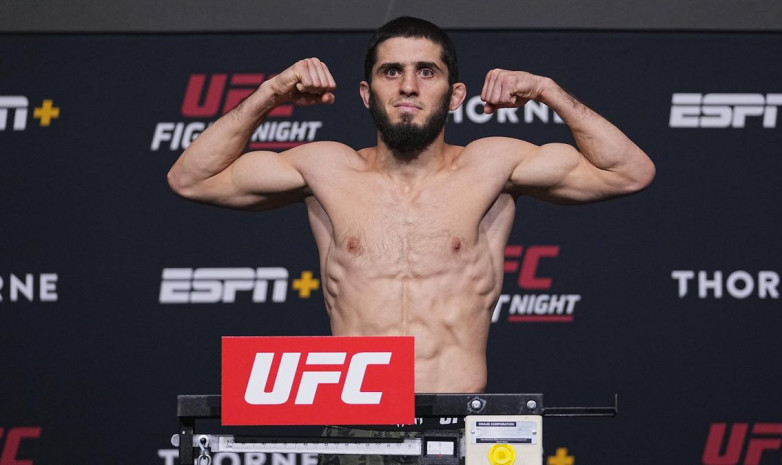 Ислам Махачев UFC -дің бұрынғы чемпионымен жекпе-жек өткізеді