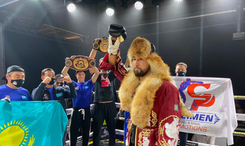 Казахстанский непобежденный боксер Ербосынулы проведет бой за титул WBA Interim