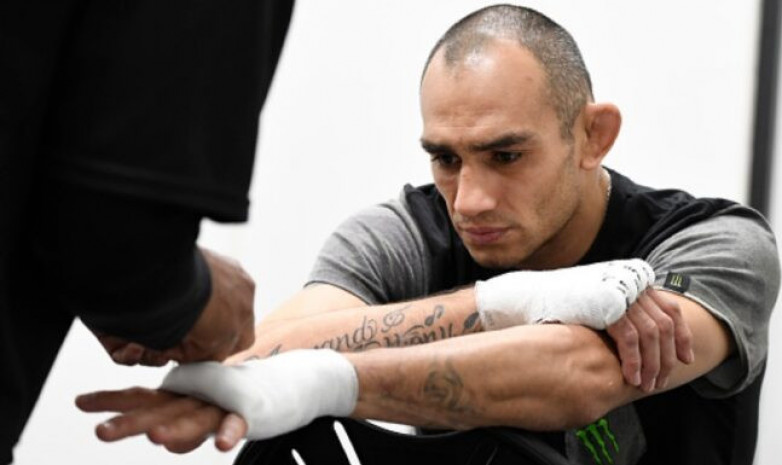UFC не может дозвониться до Тони Фергюсона