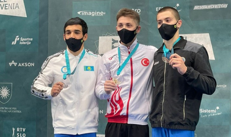 Фарух Набиев әлем кубогы кезеңінде күміс медаль алды 