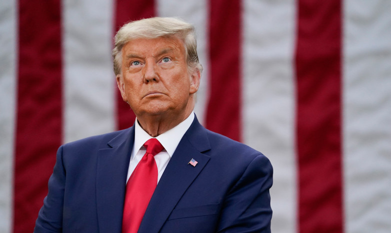 Стало известно, сколько заработает Дональд Трамп за комментирование боя Холифилд – Белфорт