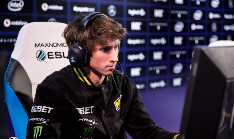 «Dendi» объявил о поиске тренера по Dota 2