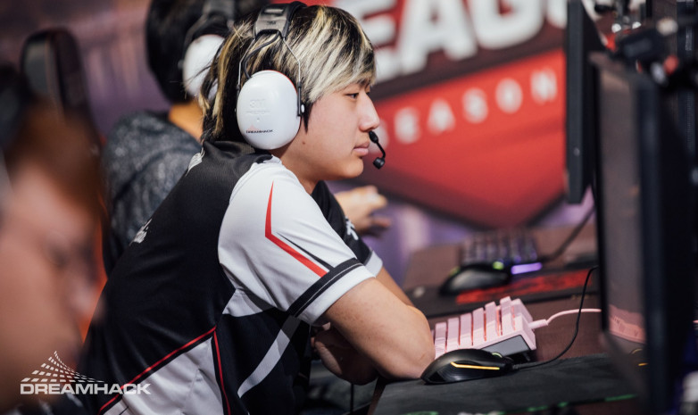 «Febby» стал тренером Team Undying