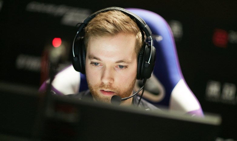 «Xizt» стал аналитиком «Heroic»