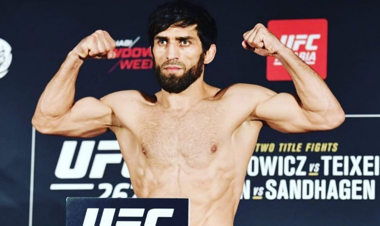 Магомед Мустафаев UFC 267 турнирінде Дамир Исмағұловқа қарсы жекпе-жектің өтпей қалуына қатысты пікір білдірді