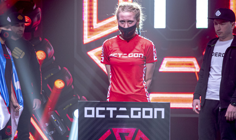 OCTAGON 25: Дюжикова басты жекпе-жекте Джаппарованы жеңді