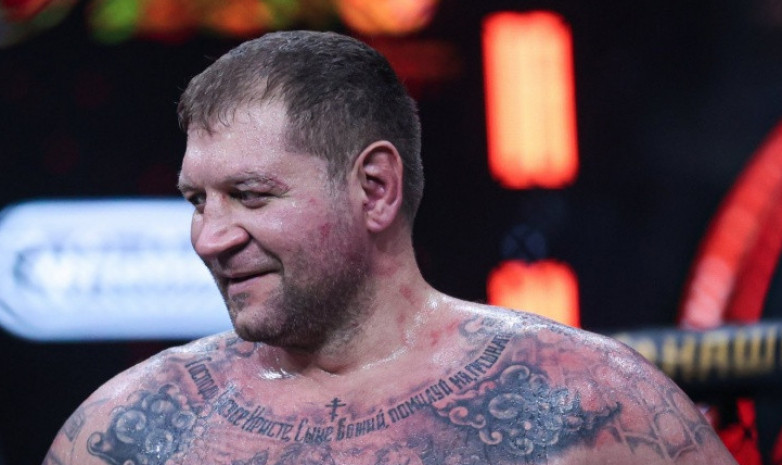 Александр Емельяненко заменит Вячеслава Василевского на турнире AMC Fight Nights 106