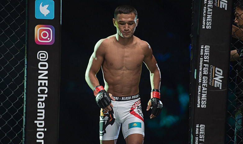 Кайрат Ахметов Сингапурдағы ONE FC турнирінде жеңіске жетті