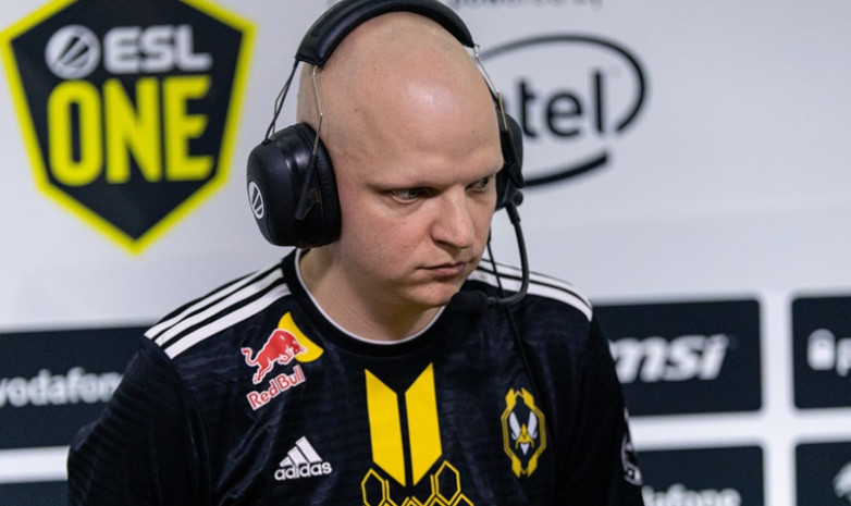 «XTQZZZ» ушел из «Team Vitality»