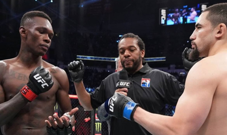 UFC 271: Адесанья басты жекпе-жекте Уиттакерді жеңді