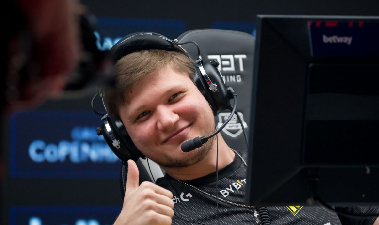 «S1mple»: «Почему я не играю в CS? Я с легкостью делаю 42 убийства»