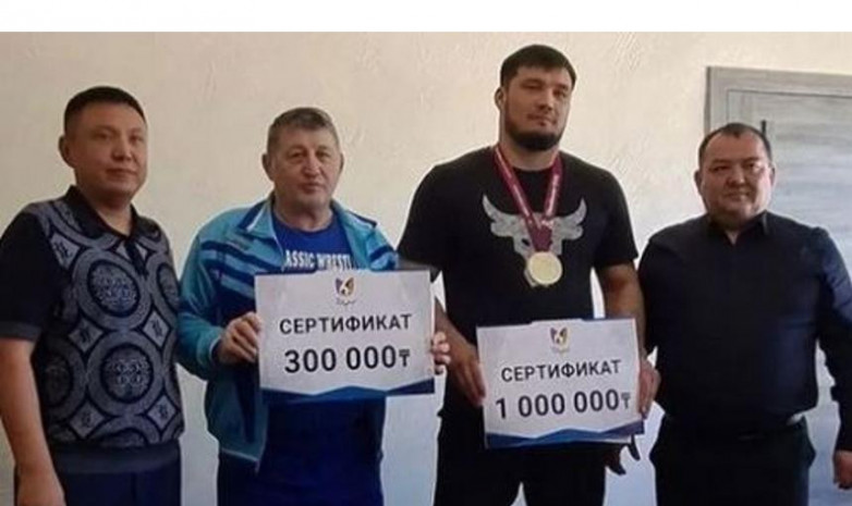 Шымкентте грек-рим күресінен Азия чемпиондарына 1 млн теңгеден берілді