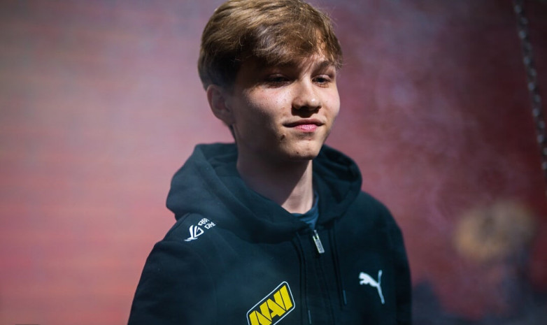 «M0NESY» CS:GO-дан арманындағы команданы жасақтады