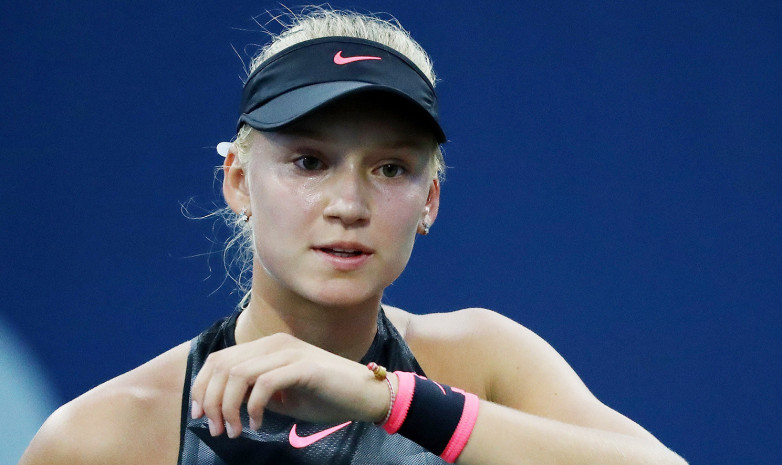 Елена Рыбакина одержала уверенную победу во втором круге турнира серии WTA 1000 в Риме