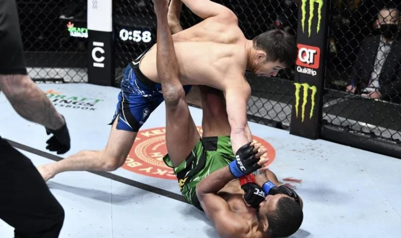 UFC Vegas 57 турнирінің тікелей трансляциясы
